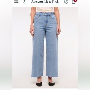 Abercrombie & Fitch Light Blue Cropped Jeans